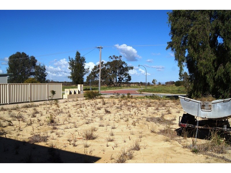 23A Nairn Rd, Coodanup WA 6210