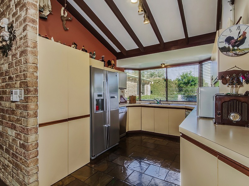 8 Navarre Row, Greenfields WA 6210