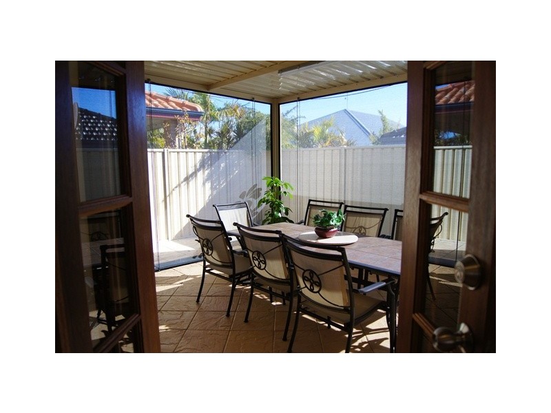 10 Black Swan View, Dudley Park WA 6210