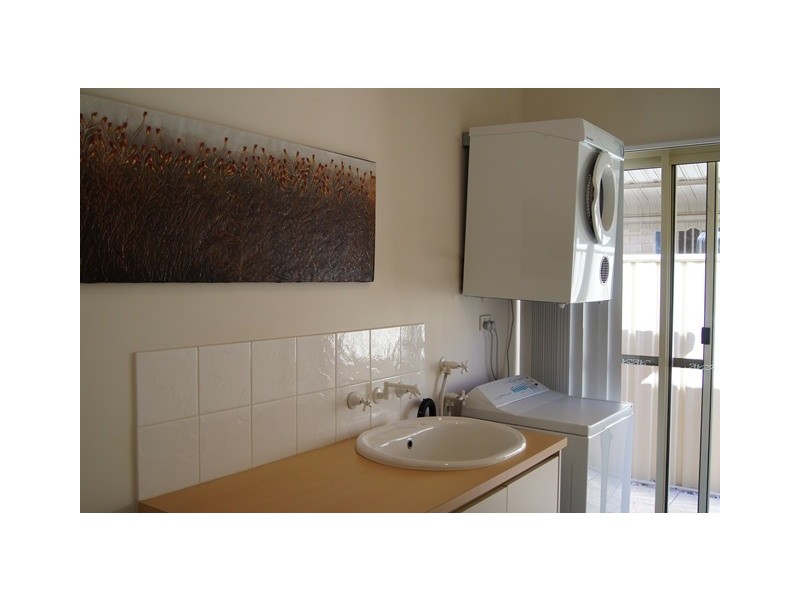 10 Black Swan View, Dudley Park WA 6210