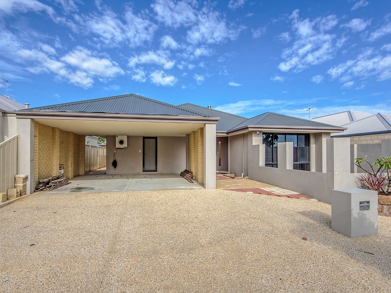 16 Wonich Fairway, Greenfields WA 6210