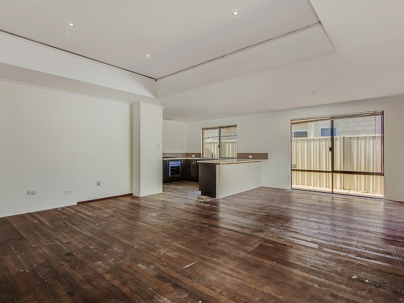16 Wonich Fairway, Greenfields WA 6210