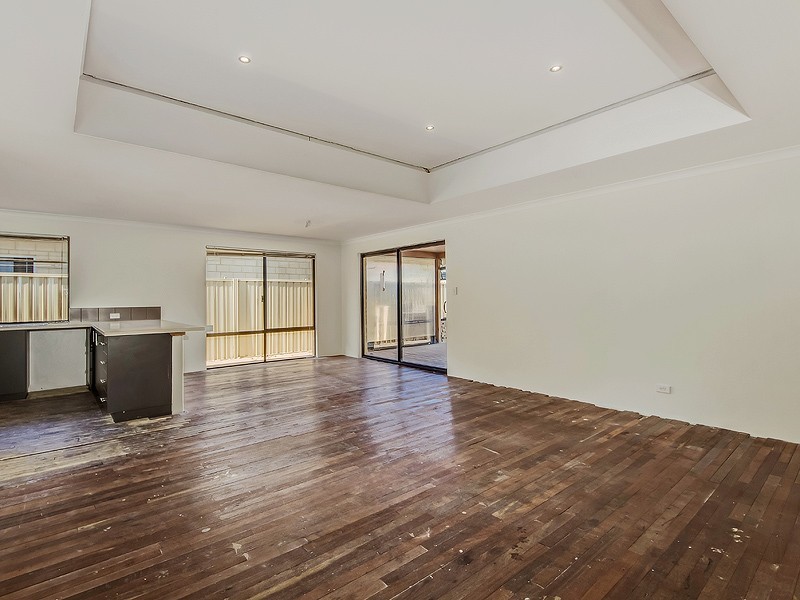 16 Wonich Fairway, Greenfields WA 6210