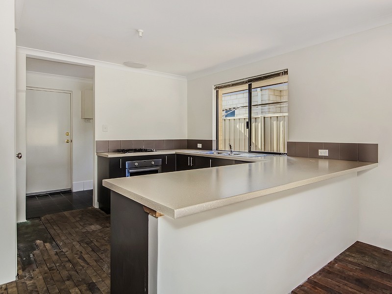 16 Wonich Fairway, Greenfields WA 6210