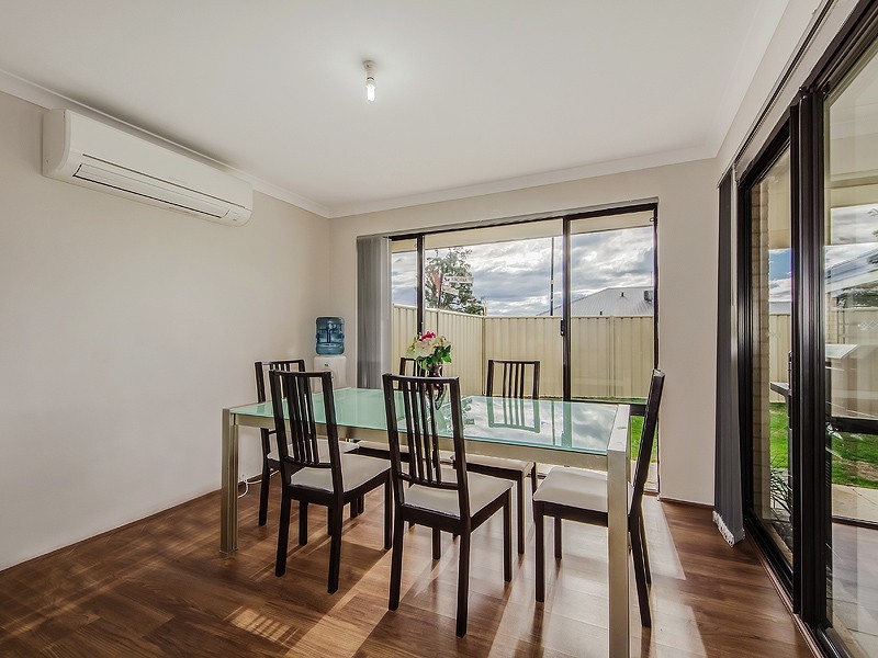 24 Woorabinda Rise, Lakelands WA 6180