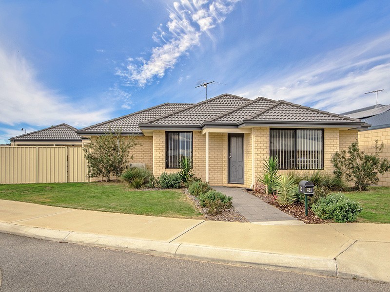 24 Woorabinda Rise, Lakelands WA 6180