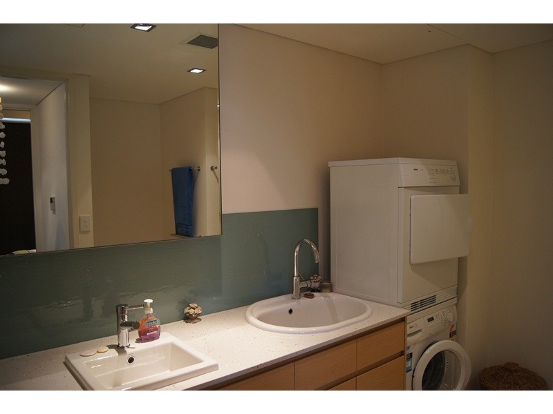 11/11 Halls Head Parade, Halls Head WA 6210