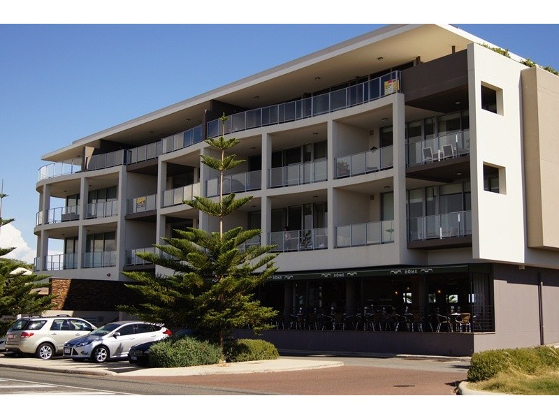 11/11 Halls Head Parade, Halls Head WA 6210