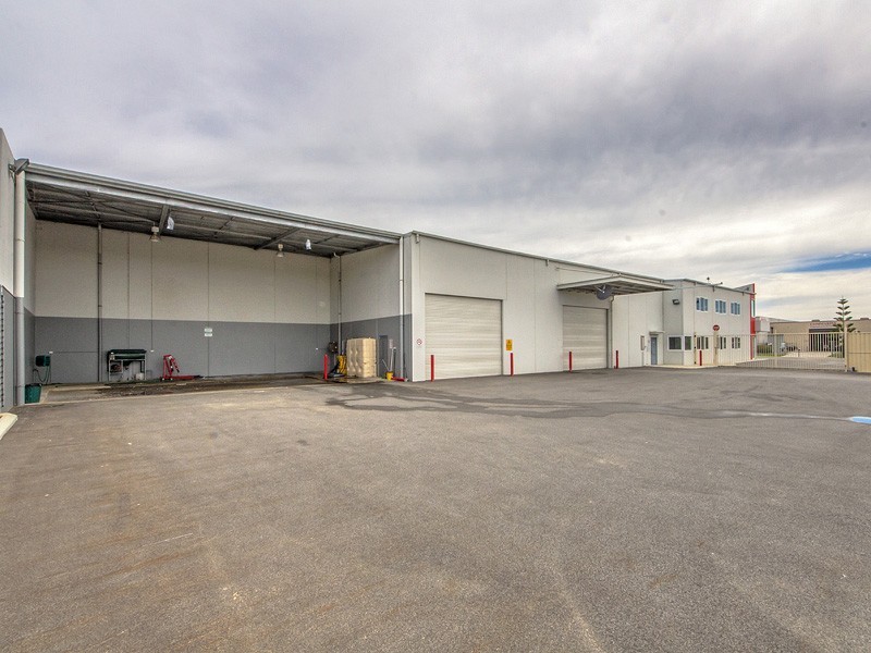 4 – 8 Blackburn Drive, Port Kennedy WA 6172