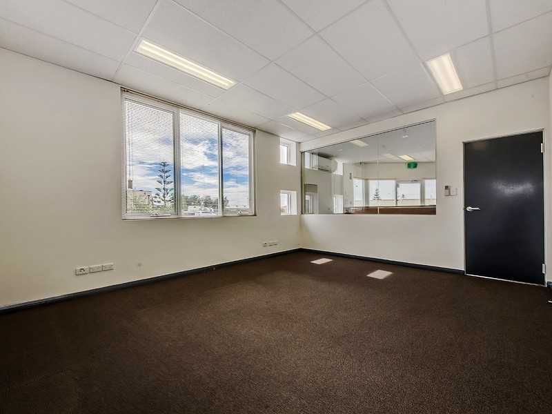 4 – 8 Blackburn Drive, Port Kennedy WA 6172
