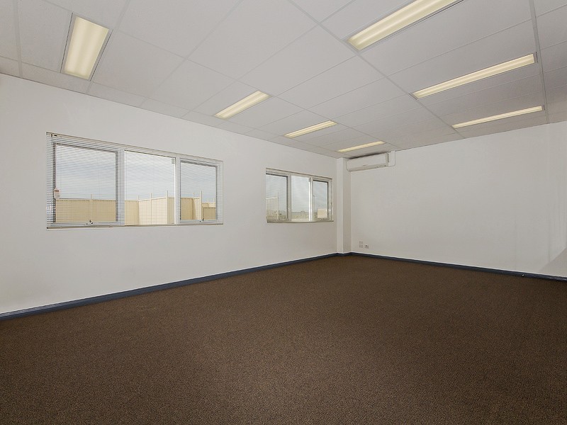 4 – 8 Blackburn Drive, Port Kennedy WA 6172