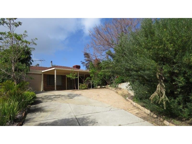 15 Chipper View, Parmelia WA 6167