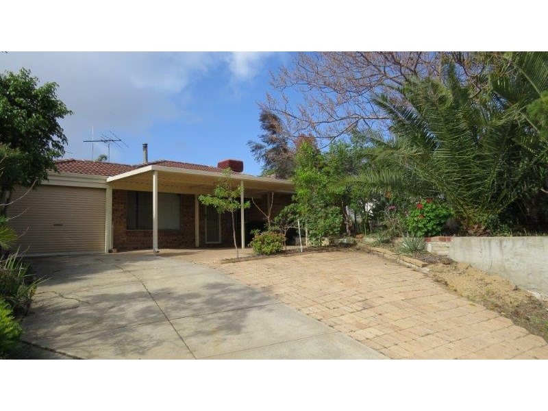 15 Chipper View, Parmelia WA 6167