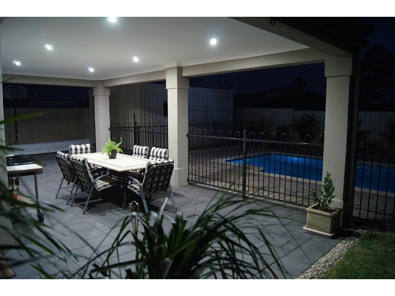 14 Wells Road, Pinjarra WA 6208