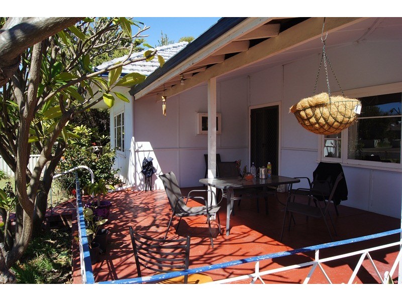 5 Eden Street, Dudley Park WA 6210