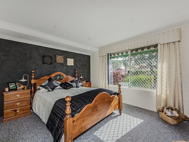 62 Pebble Beach Blvd, Meadow Springs WA 6210