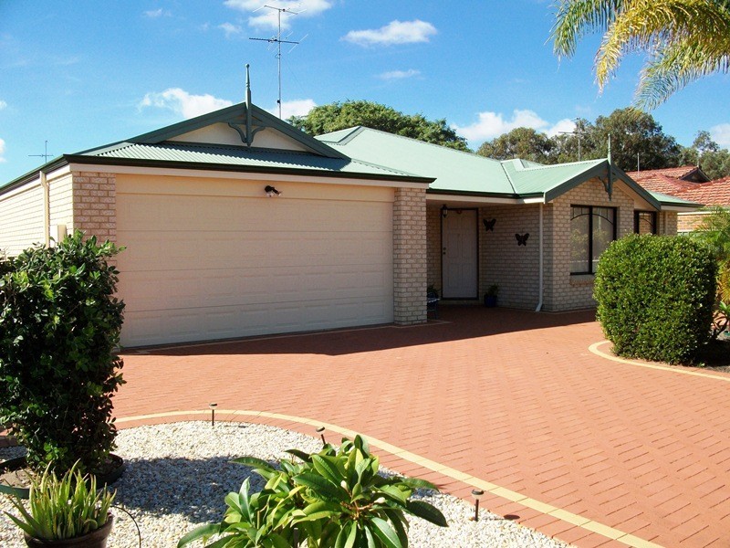 4 Yunderup Rd, South Yunderup WA 6208