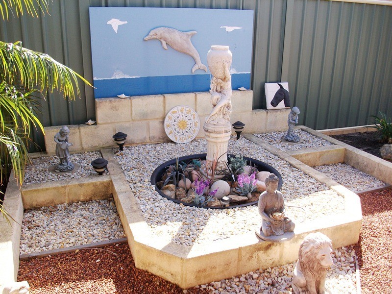 4 Yunderup Rd, South Yunderup WA 6208