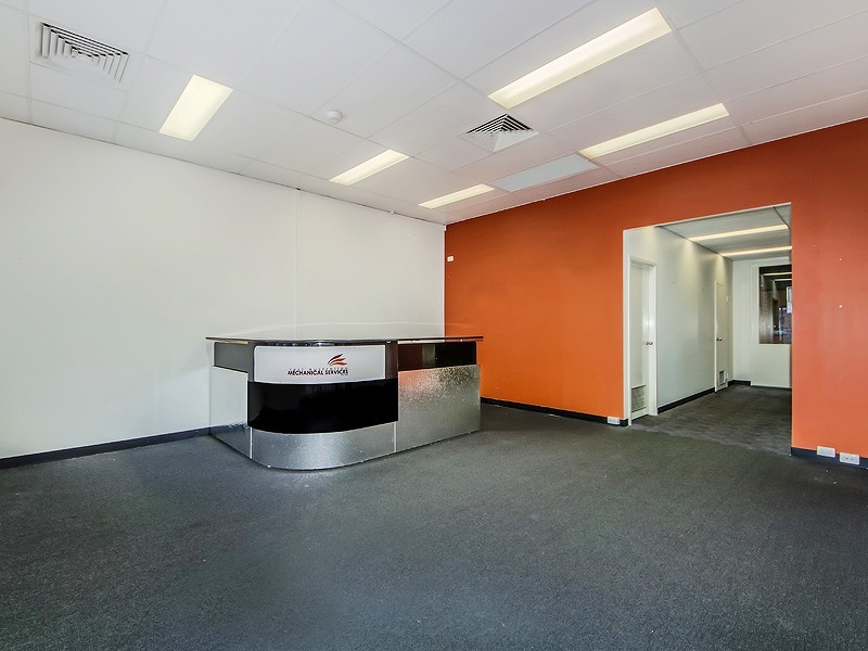 Unit 2, 65 Gordon Road, Greenfields WA 6210