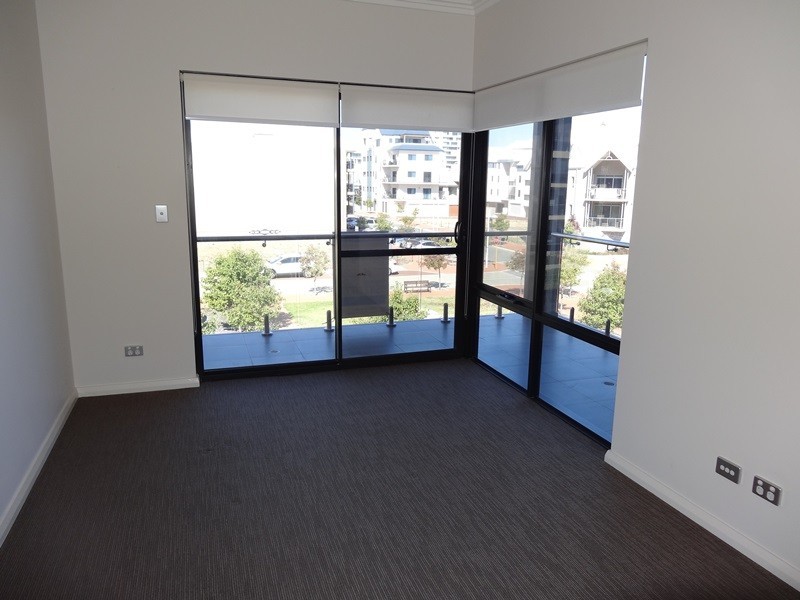 4/18 Cannaregio Square, Mandurah WA 6210