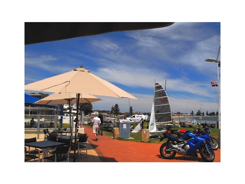 8/1-3 Railway Terrace, Rockingham WA 6168