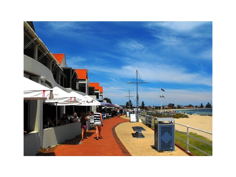 8/1-3 Railway Terrace, Rockingham WA 6168