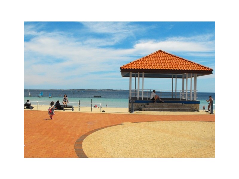 8/1-3 Railway Terrace, Rockingham WA 6168