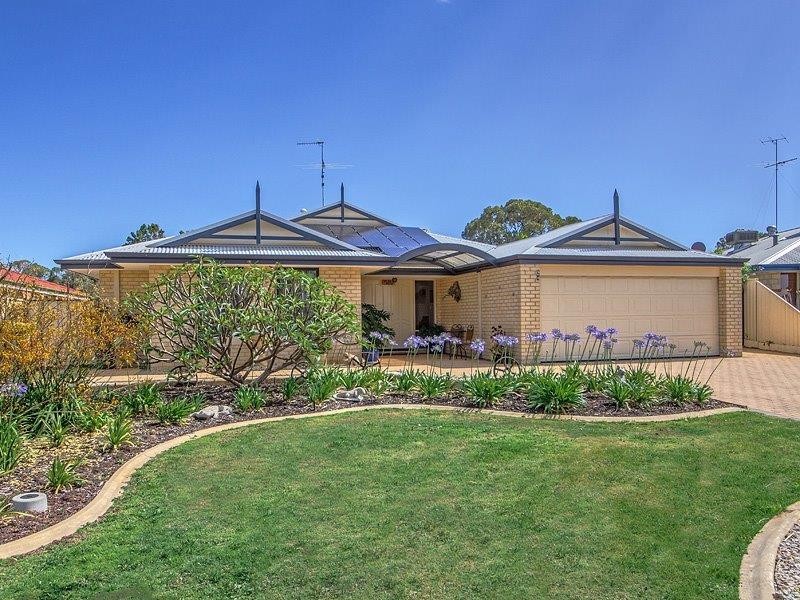 7 Ferndown Retreat, Meadow Springs WA 6210