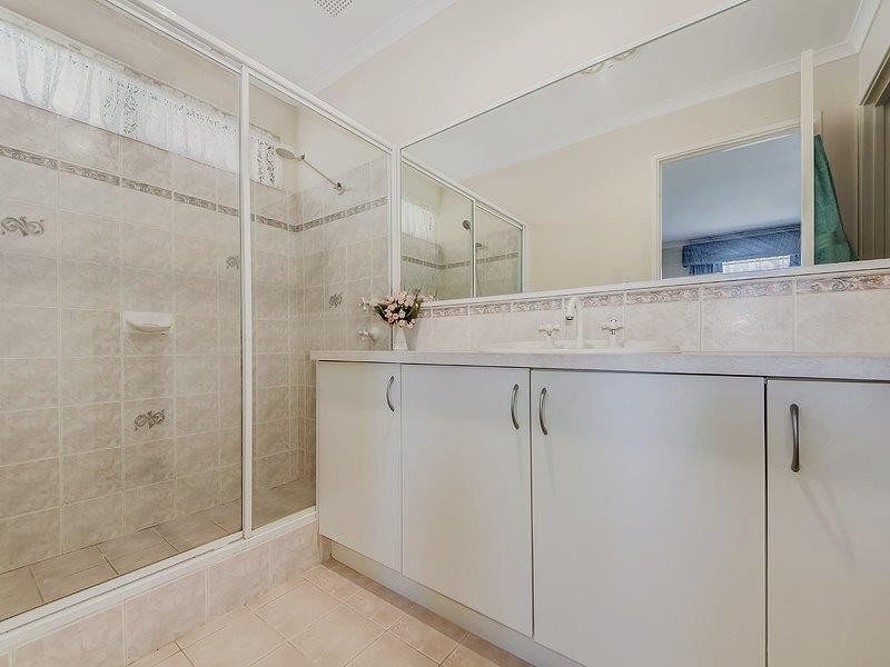 7 Ferndown Retreat, Meadow Springs WA 6210