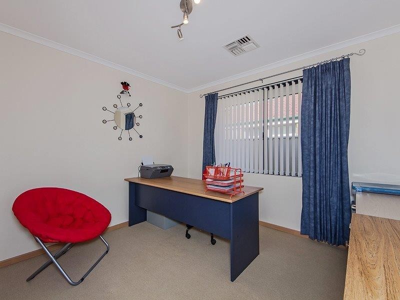 7 Ferndown Retreat, Meadow Springs WA 6210