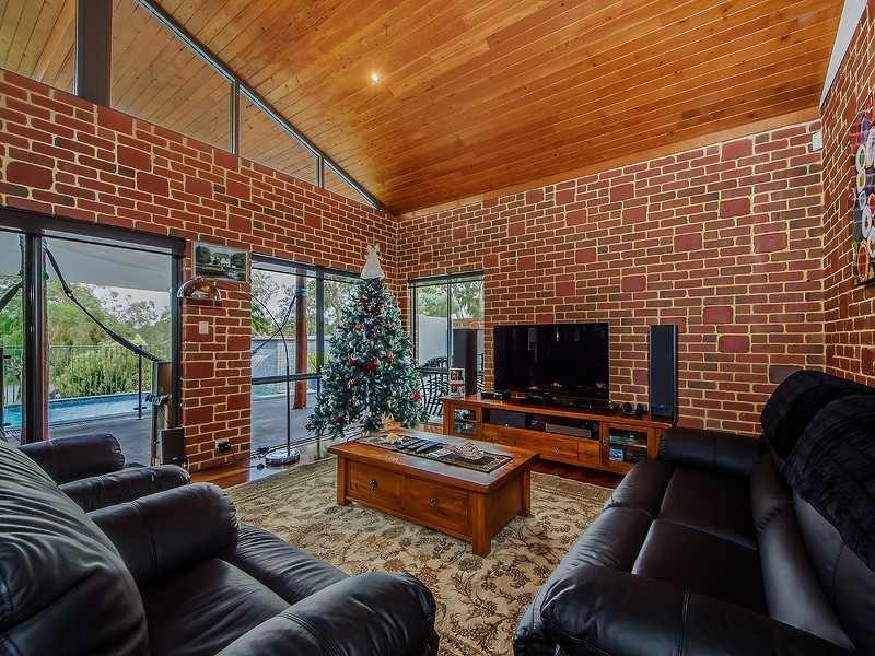 95 Rodoreda Crescent, Ravenswood WA 6208