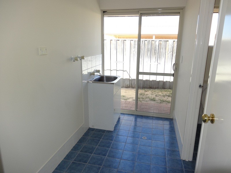 20 Montego Way, Halls Head WA 6210