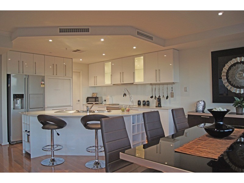 2/16 Torcello Mews, Mandurah WA 6210