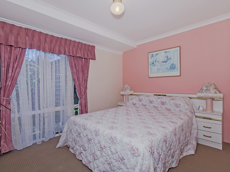 4 Ferndown Retreat, Meadow Springs WA 6210