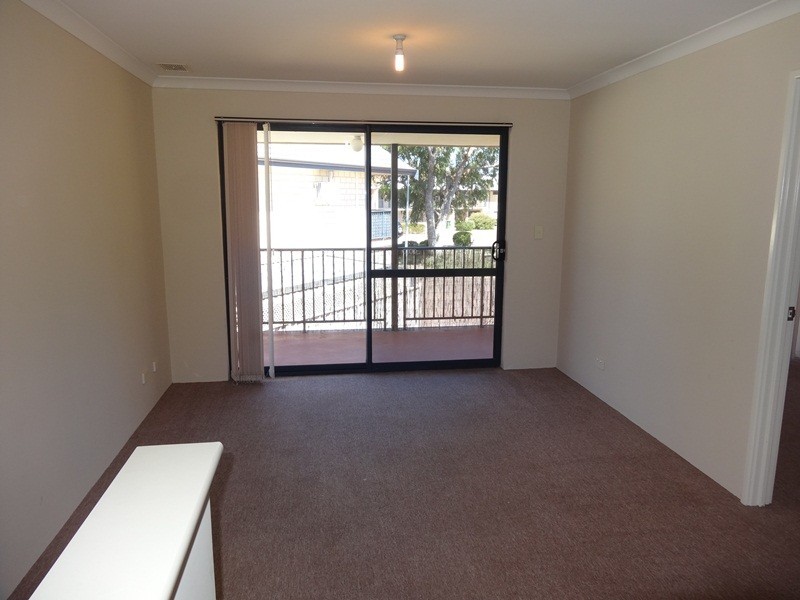 15/70 Waldron Bvd, Greenfields WA 6210