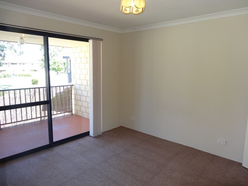 15/70 Waldron Bvd, Greenfields WA 6210