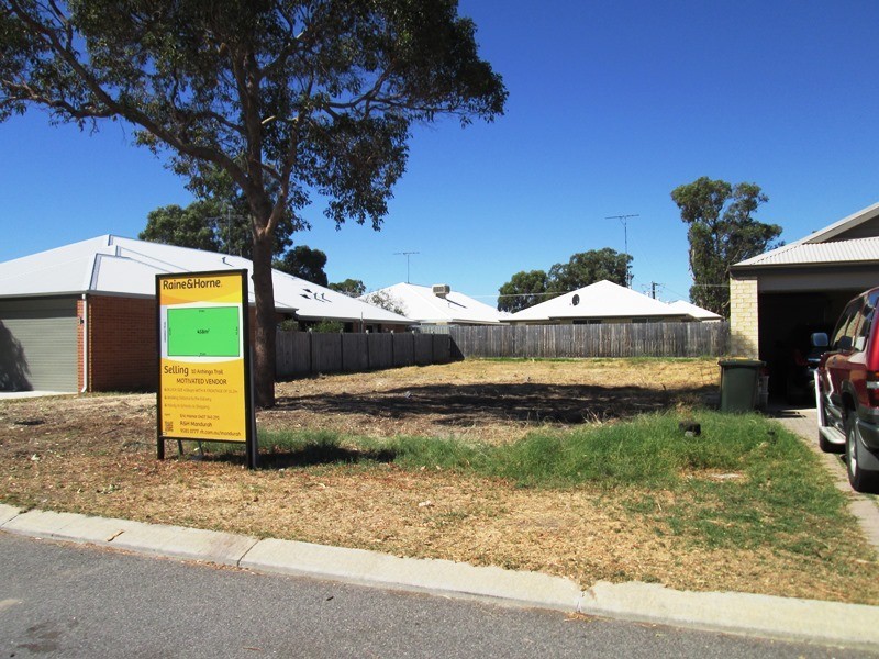 10 Anhinga Trail, Dudley Park WA 6210