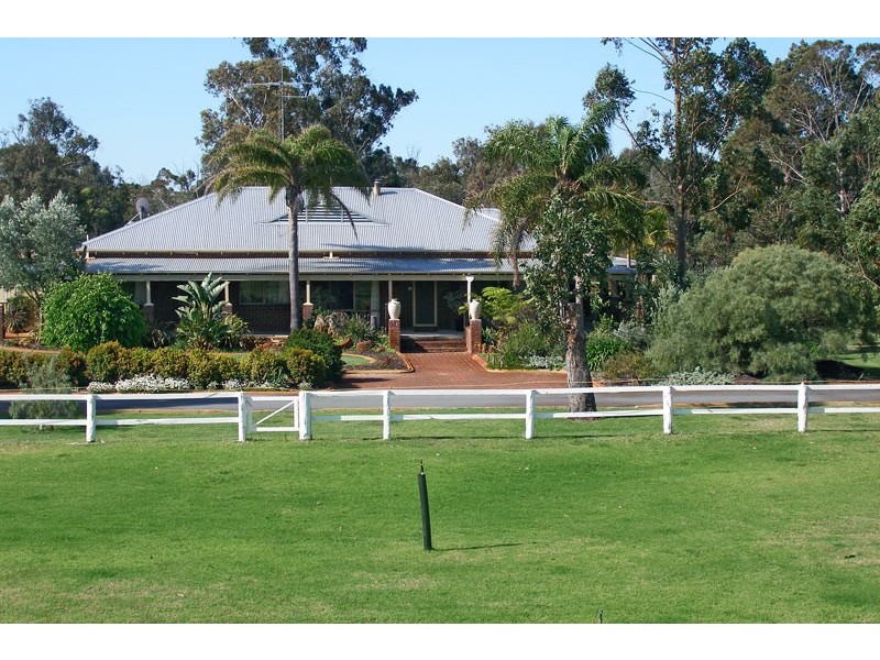 16 Mears Road, Barragup WA 6209