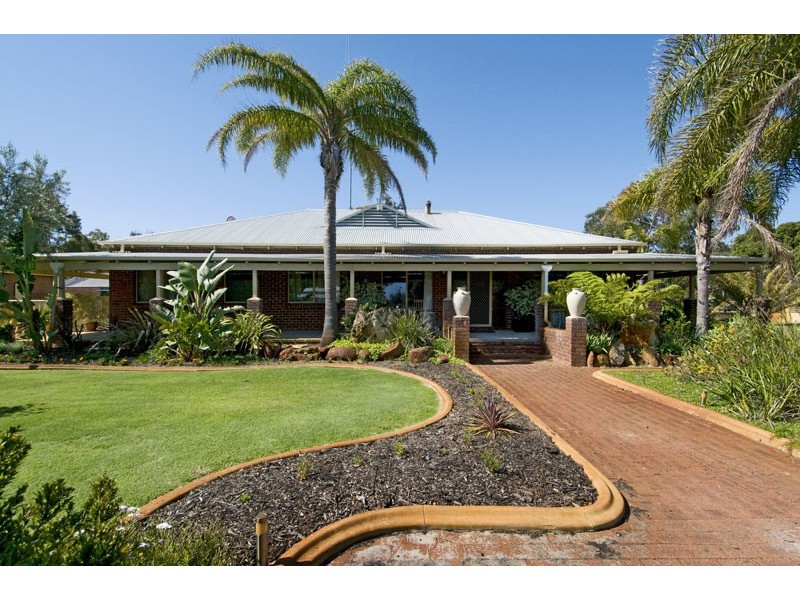 16 Mears Road, Barragup WA 6209