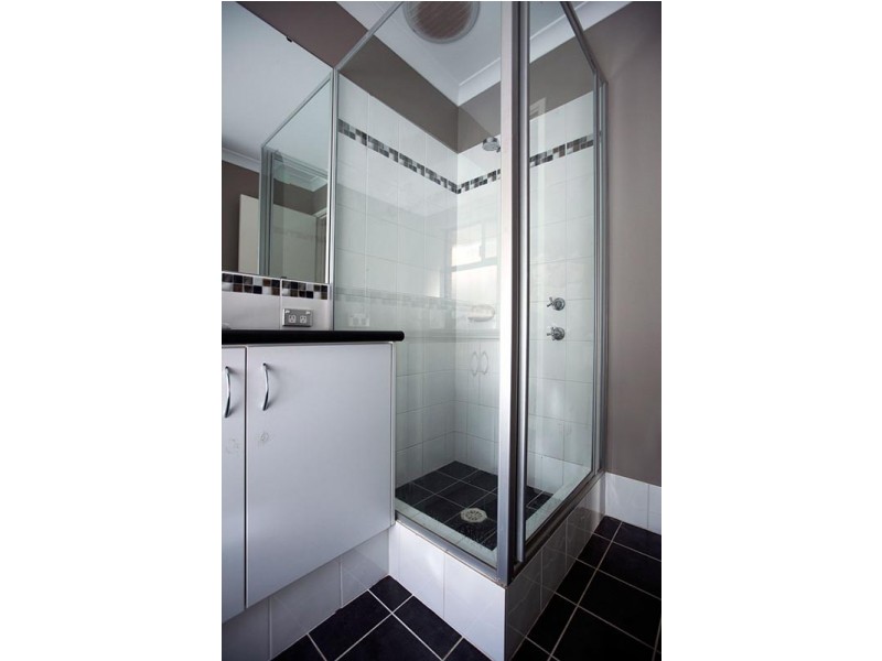 3 Pictum way, Halls Head WA 6210