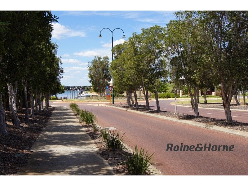 3 Coquette Pass, Dudley Park WA 6210