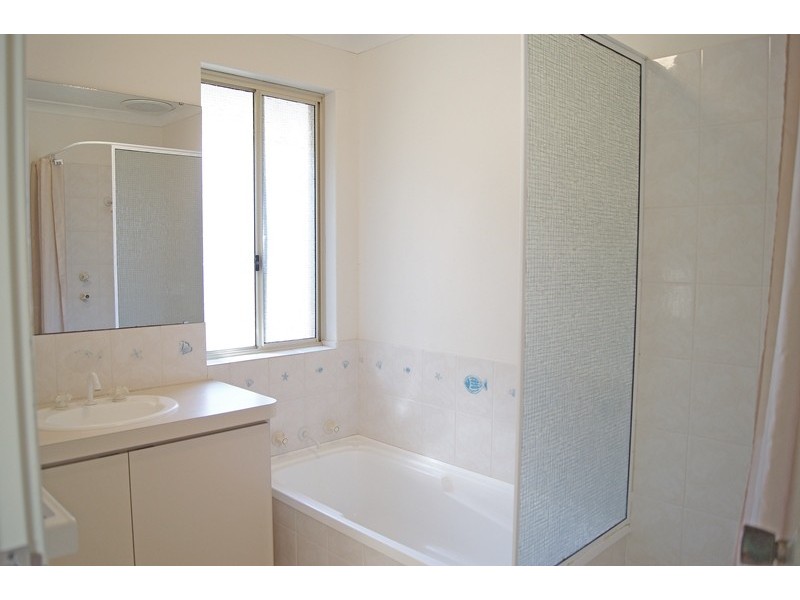 6 Southmead Green, Erskine WA 6210