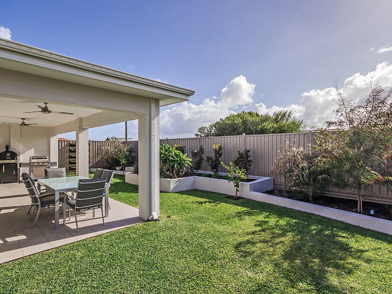 4a Acheron Road, San Remo WA 6210