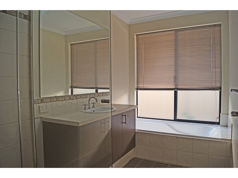 7A Eddy Street, Coodanup WA 6210