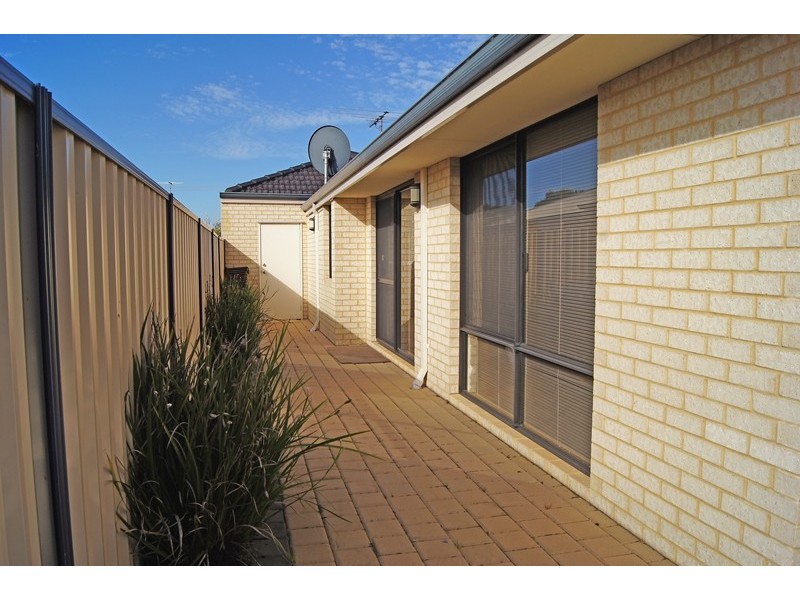 7A Eddy Street, Coodanup WA 6210