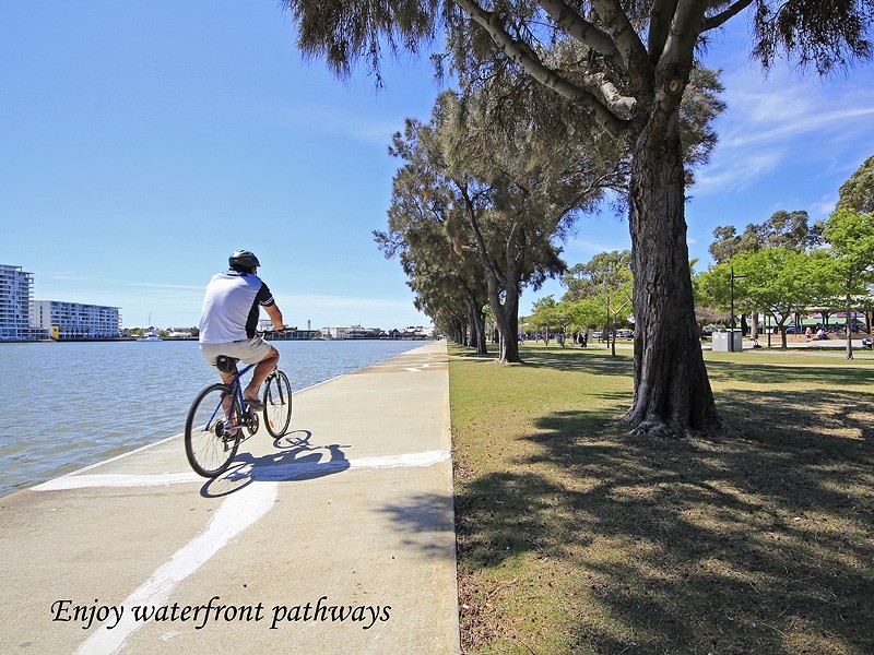 2/34 Creery Street, Dudley Park WA 6210