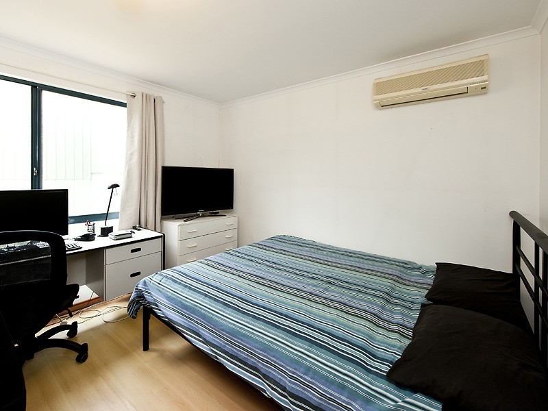 16 Peppermint Close, South Yunderup WA 6208