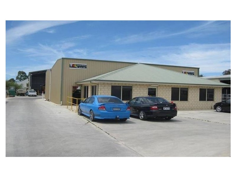 22 Fields Street, Pinjarra WA 6208