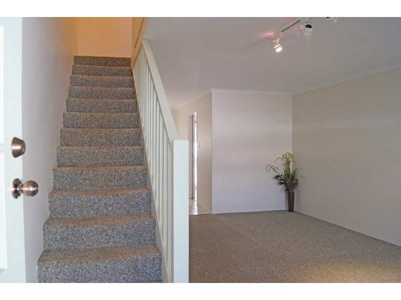 23/1 Banksia Tce, South Yunderup WA 6208