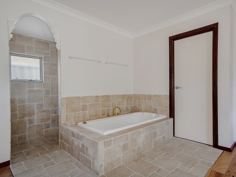 1/1 Curlew Street, Dudley Park WA 6210